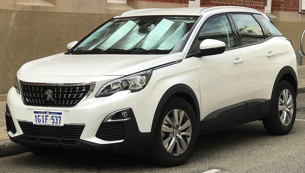 Une SUV de marque Peugeot